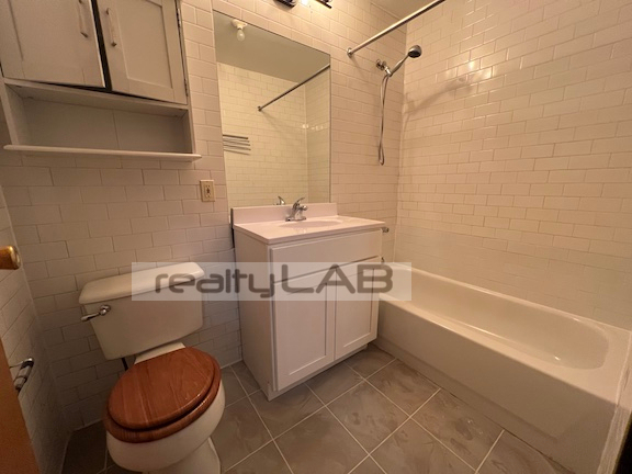 1236 Atlantic Avenue - Photo 8