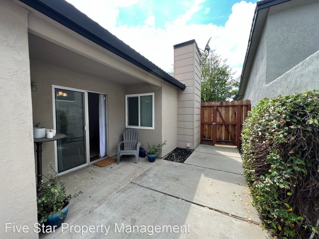 3636 Almeria Dr - Photo 24