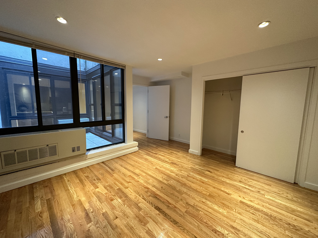 195 East 26th Street - Photo 3