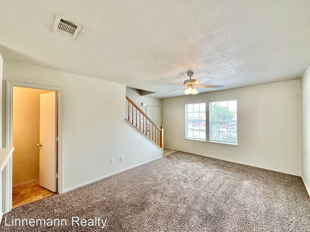 3600 Malibu Lane - Photo 2