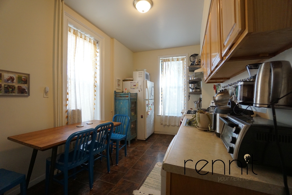 305 7th Street - Photo 11