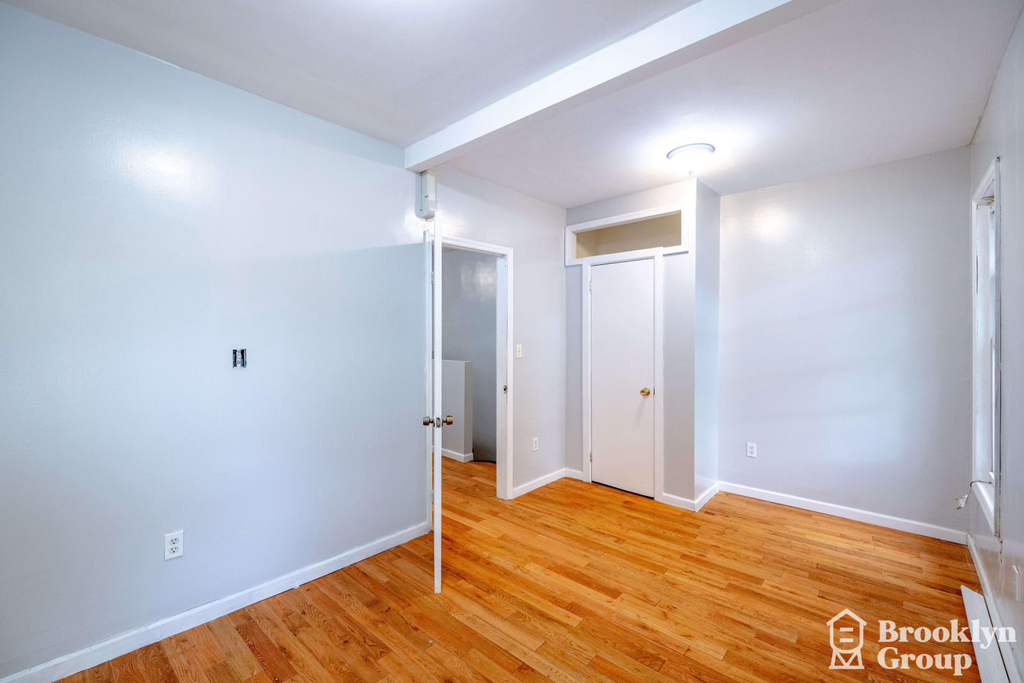 354 Lexington Avenue - Photo 7