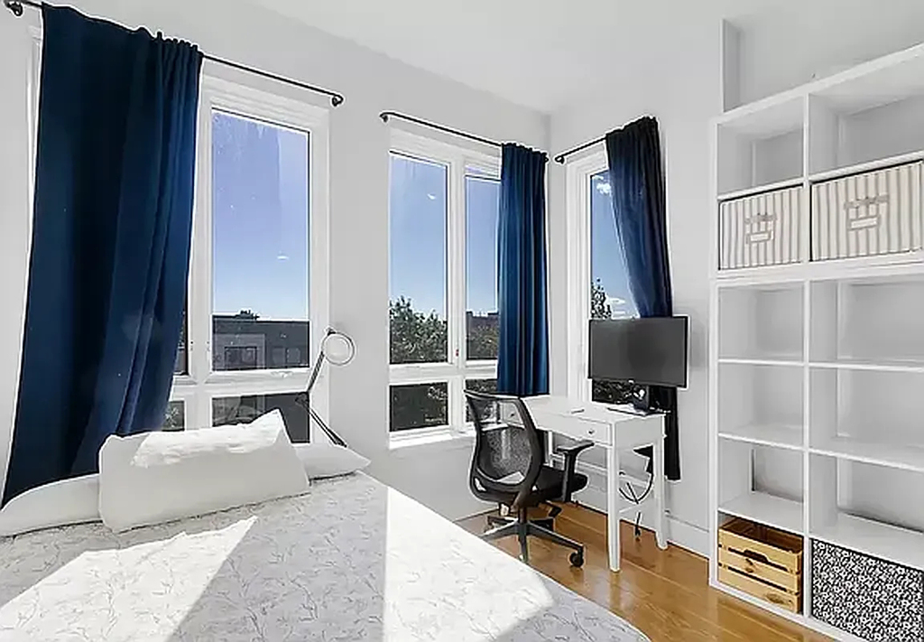 1433 Dekalb Avenue - Photo 3
