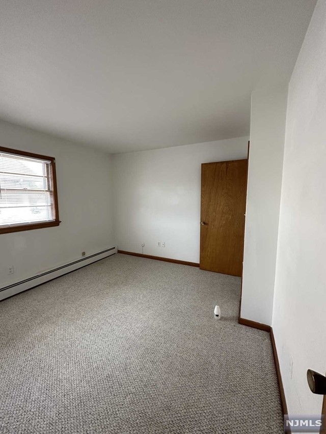 285 Livingston Avenue - Photo 8