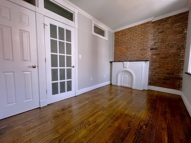 212 East 25th Street - Photo 6