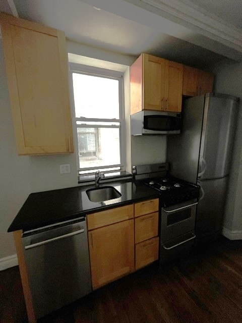 212 East 25th Street - Photo 1