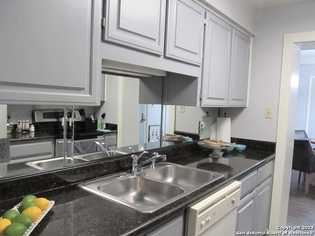 7701 Wurzbach Rd - Photo 2