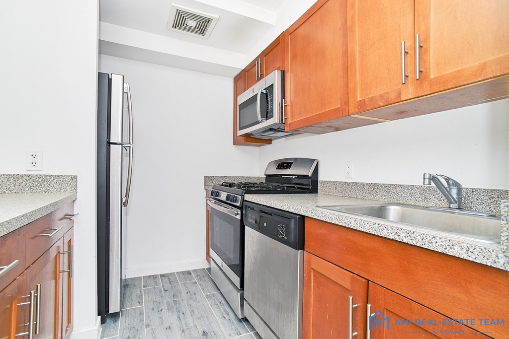 34 West 139th Street - Photo 4