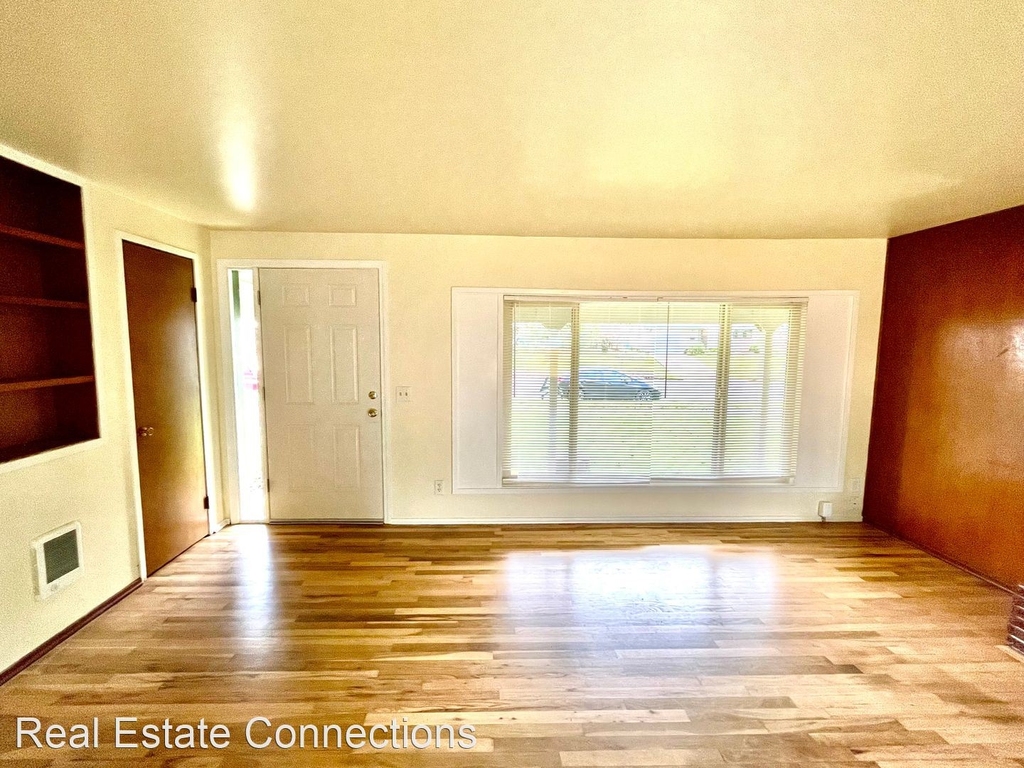 3150 Potter Street - Photo 1