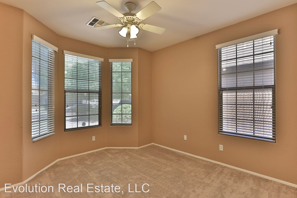 3067 E. Palmdale Ln. - Photo 11