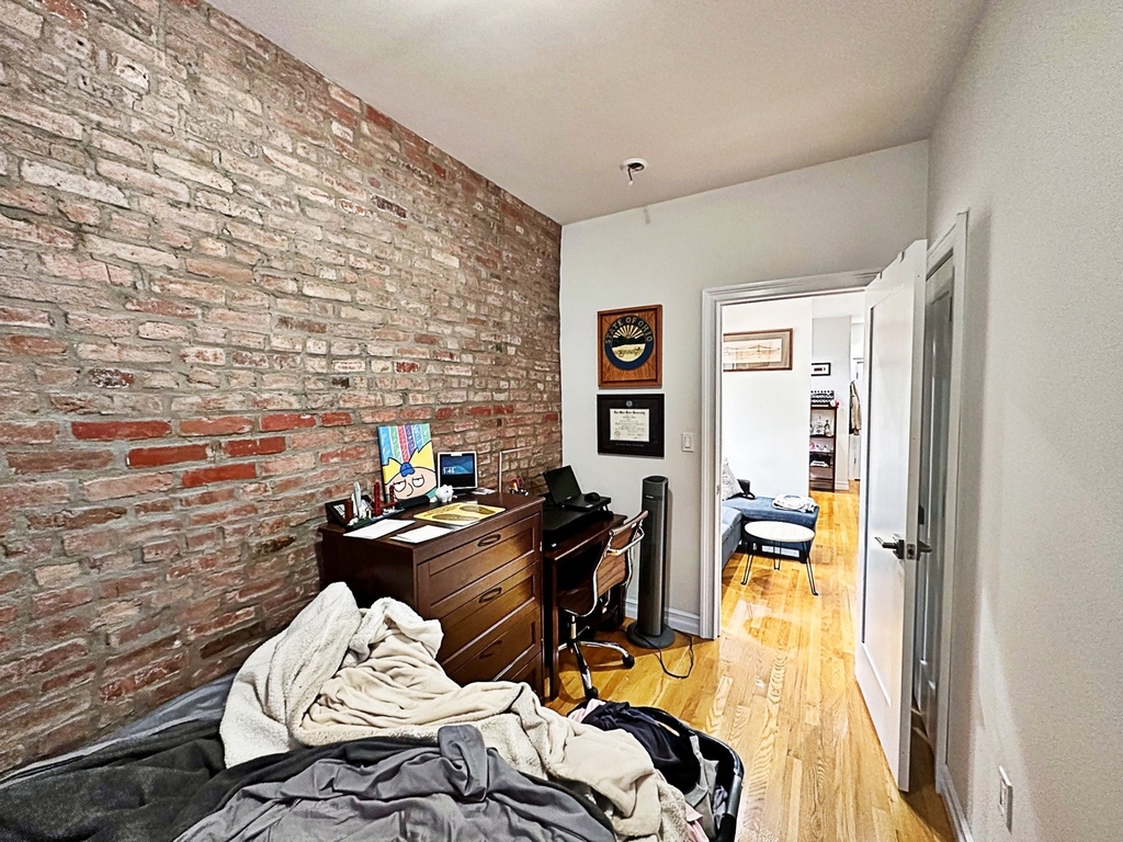 424 East 13th Street - Photo 14