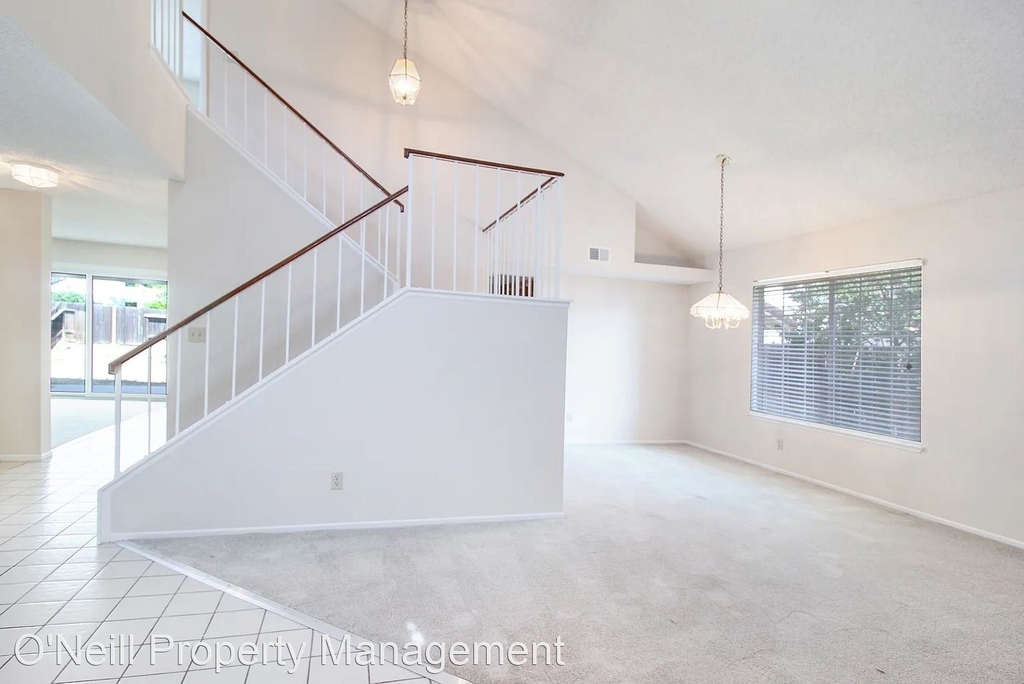 8706 Quailbush Drive - Photo 2