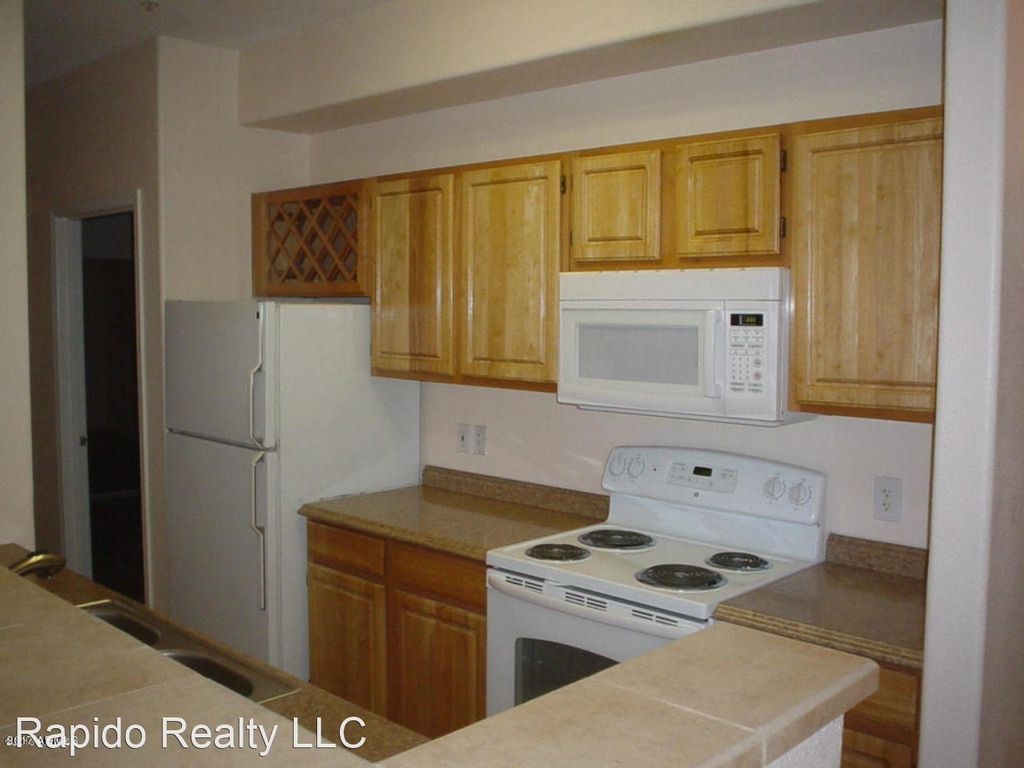 2929 W Yorkshire Dr Unit 1134 - Photo 4