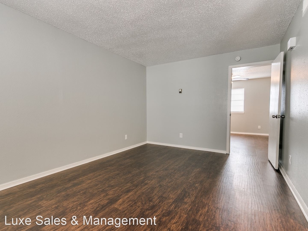 2404 N. Reeves Ave - Photo 19