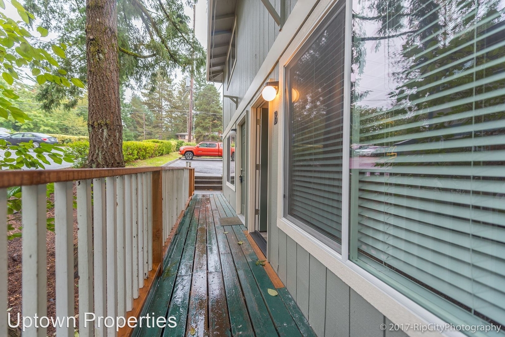 5011 Sw Beaverton Hillsdale Hwy - Photo 1