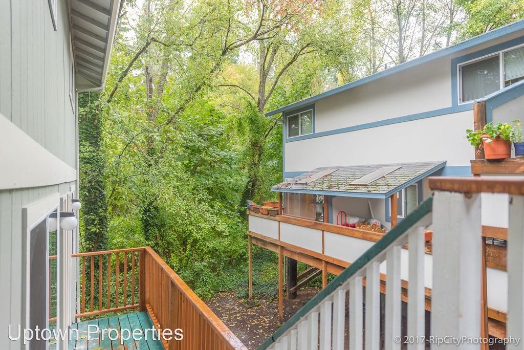 5011 Sw Beaverton Hillsdale Hwy - Photo 2