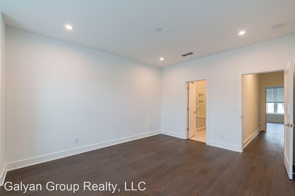 230 New Street #2303 - Photo 15