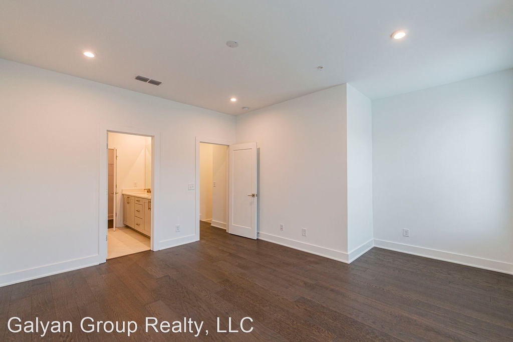 230 New Street #2303 - Photo 14