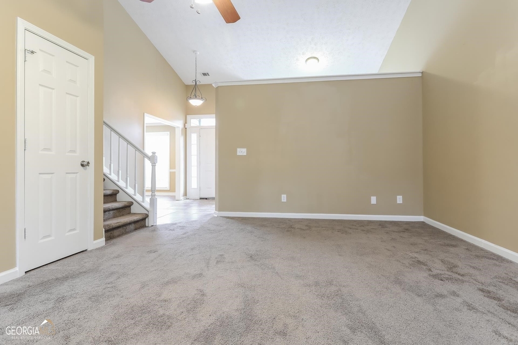 949 Heartwood Circle - Photo 4