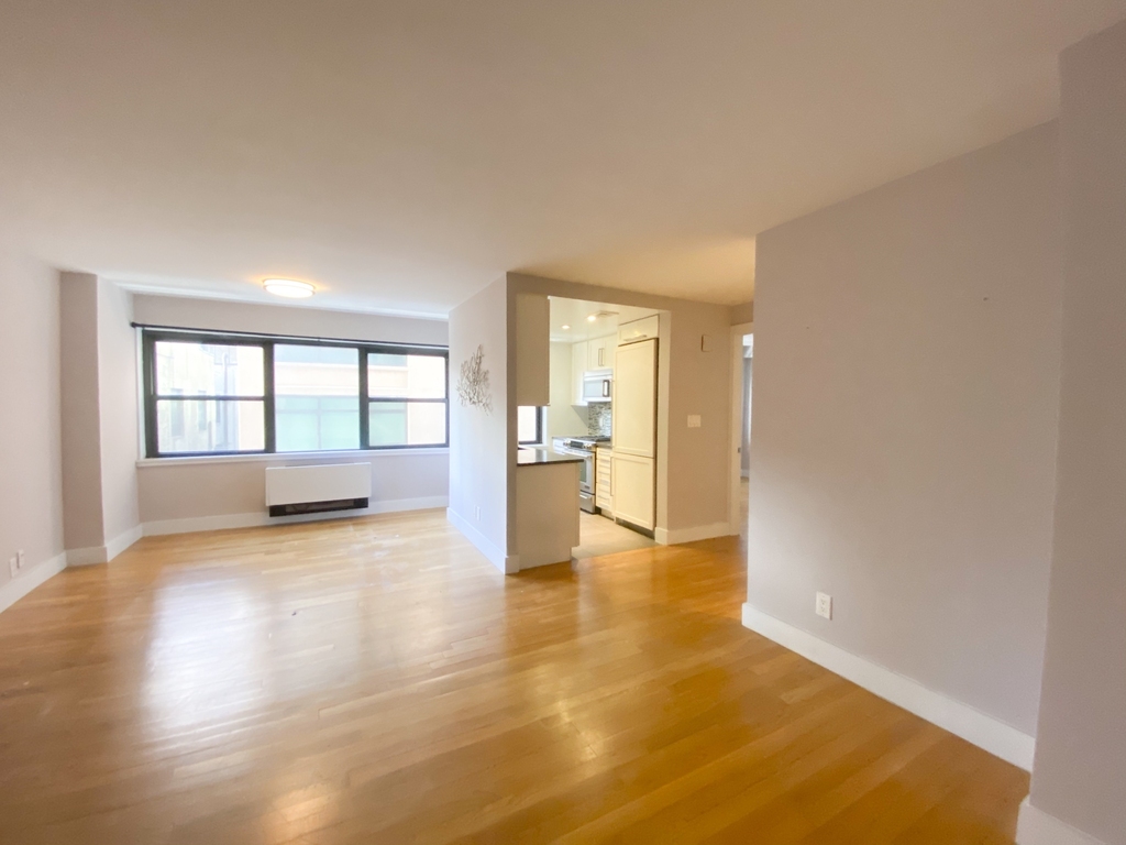 305 East 47th Street - Photo 3