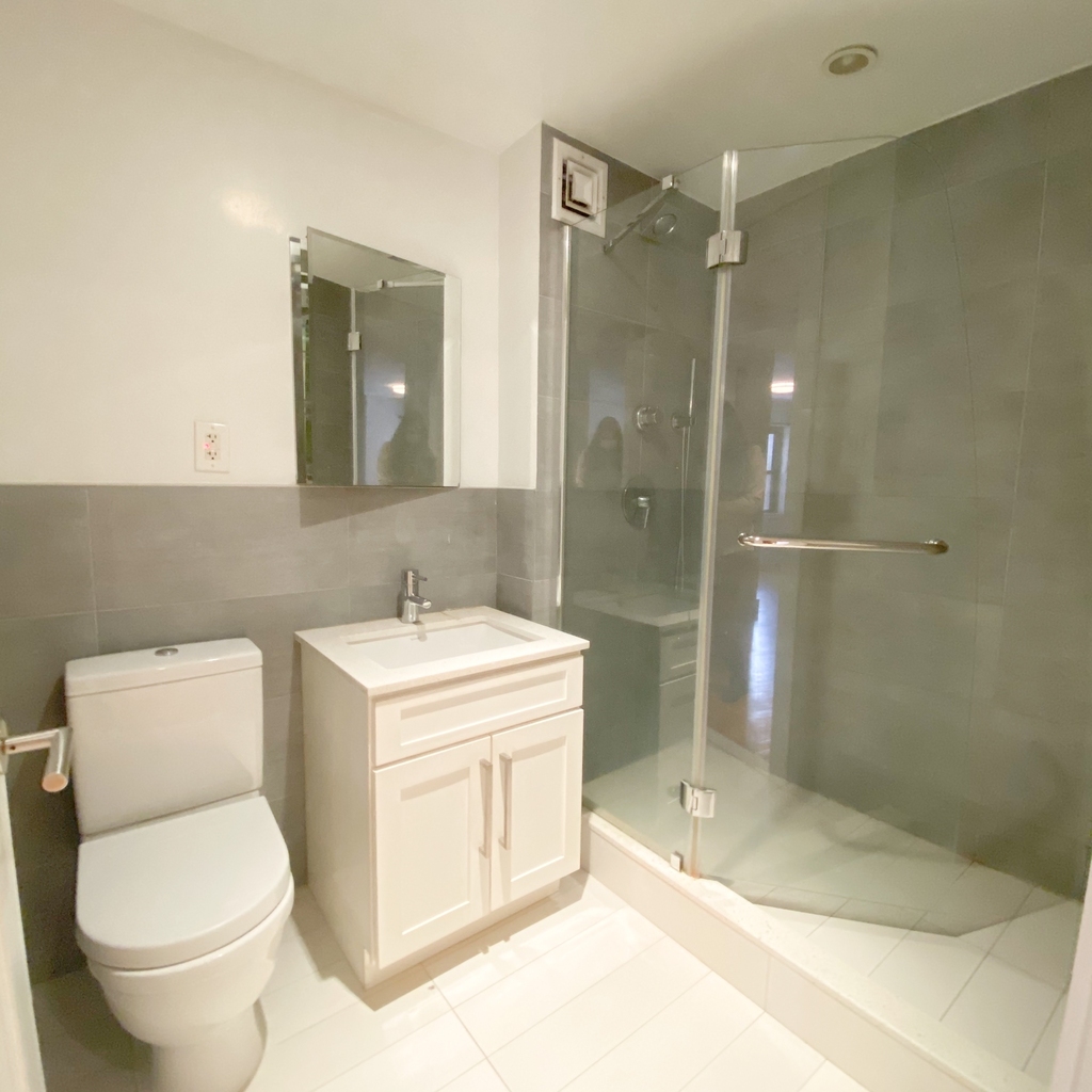 305 East 47th Street - Photo 1