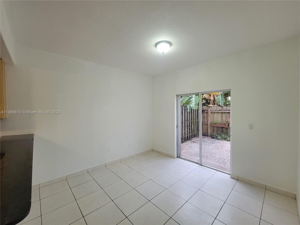 7260 Nw 174th Ter - Photo 7