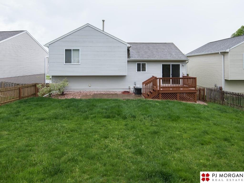 8461 N 153rd Street - Photo 14