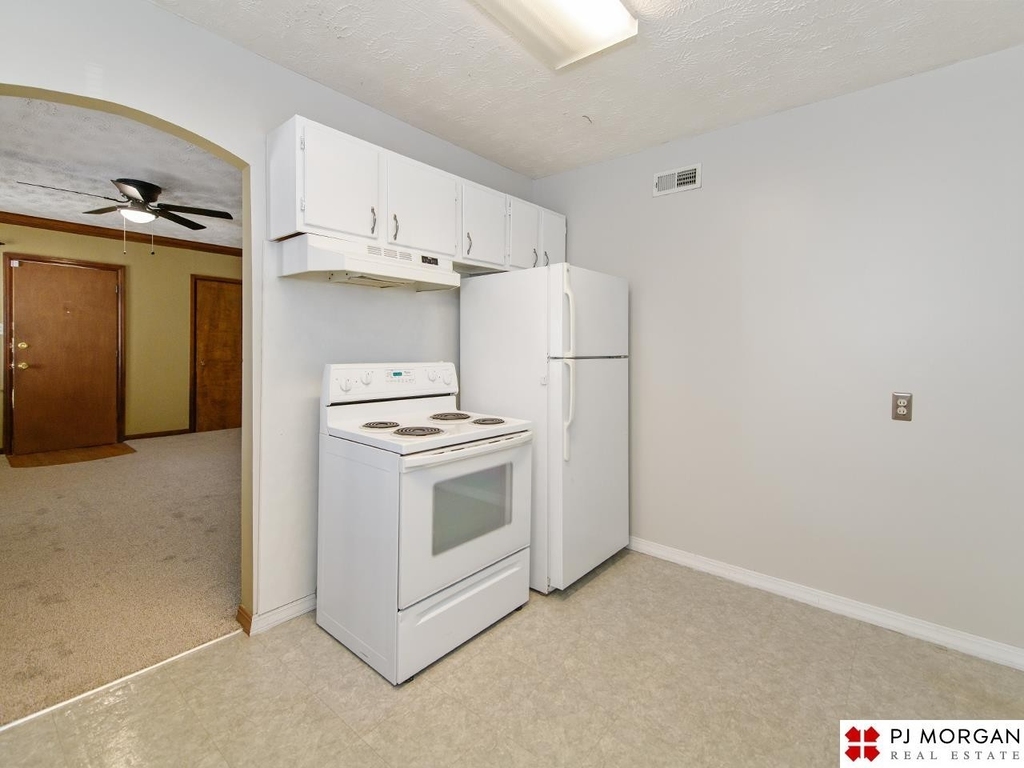 4918 Erskine Street - Photo 7