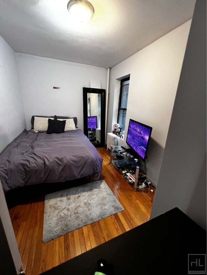 162 East 88 Street - Photo 3