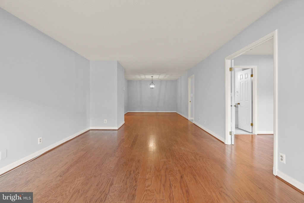 1077 30th Street Nw - Photo 26