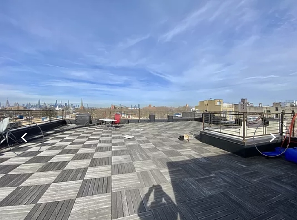 210 Humboldt Street - Photo 9