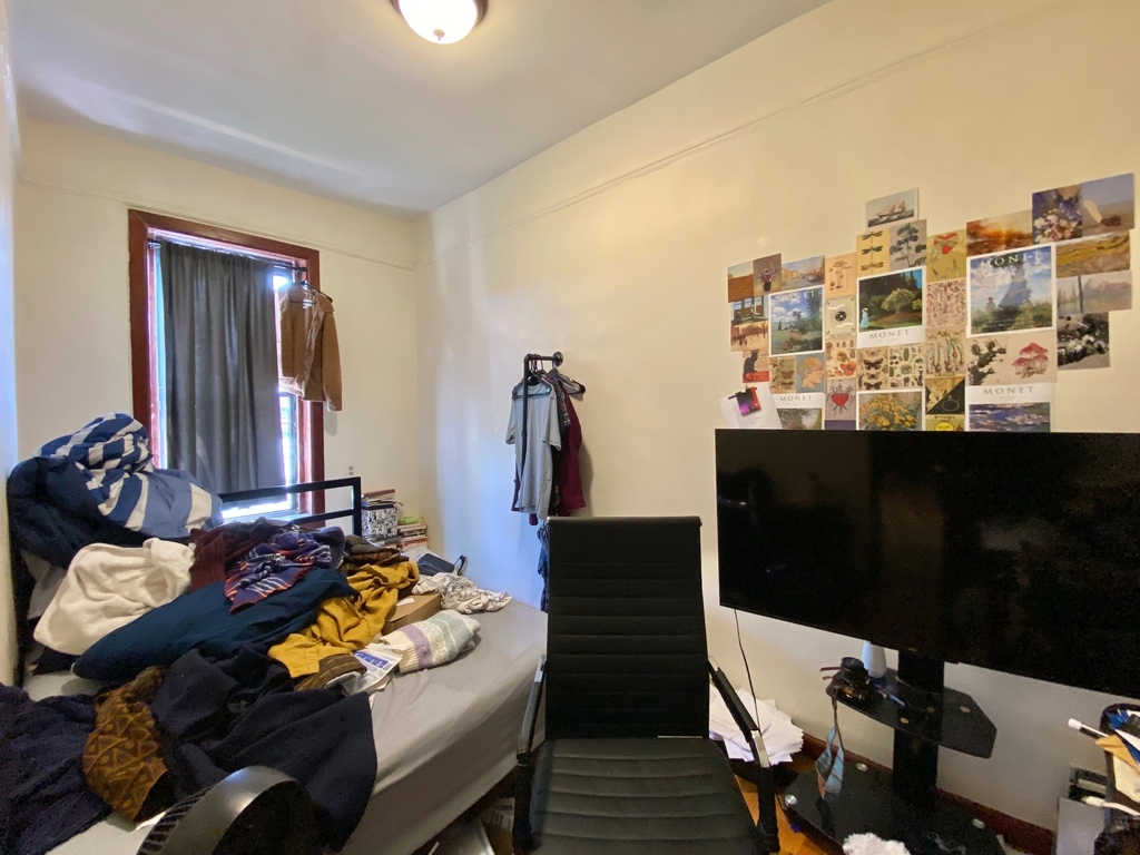 210 Humboldt Street - Photo 5