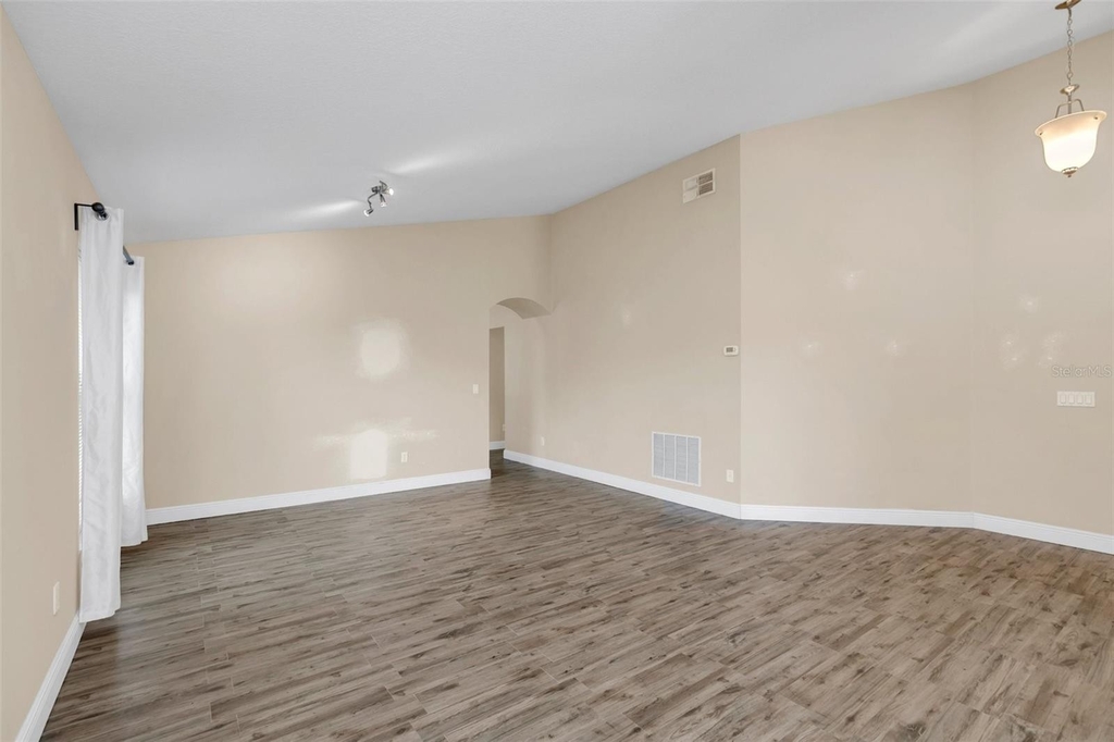 2768 Bellewater Place - Photo 4