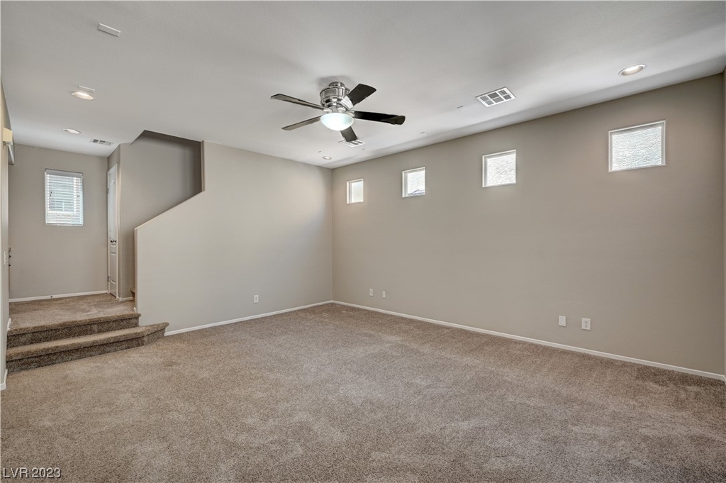 10592 Valdosta Avenue - Photo 15