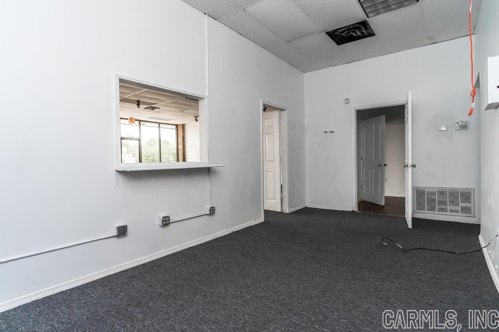 206 Melrose Street - Photo 11