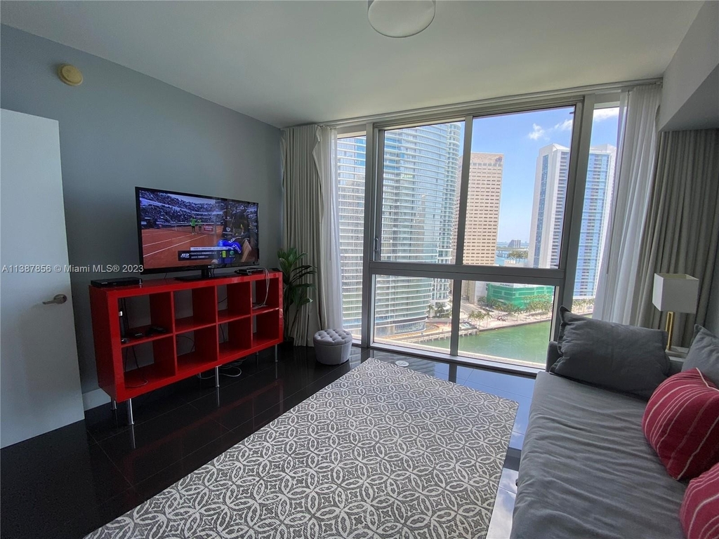 465 Brickell Ave - Photo 8