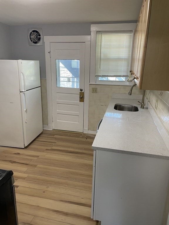 14 Edinboro - Photo 2