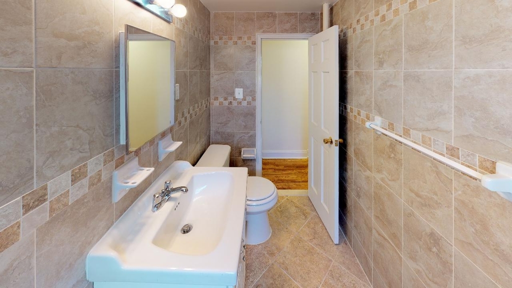 62-25 Woodhaven Boulevard - Photo 17