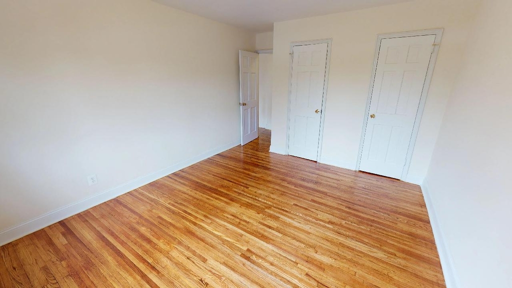 62-25 Woodhaven Boulevard - Photo 14