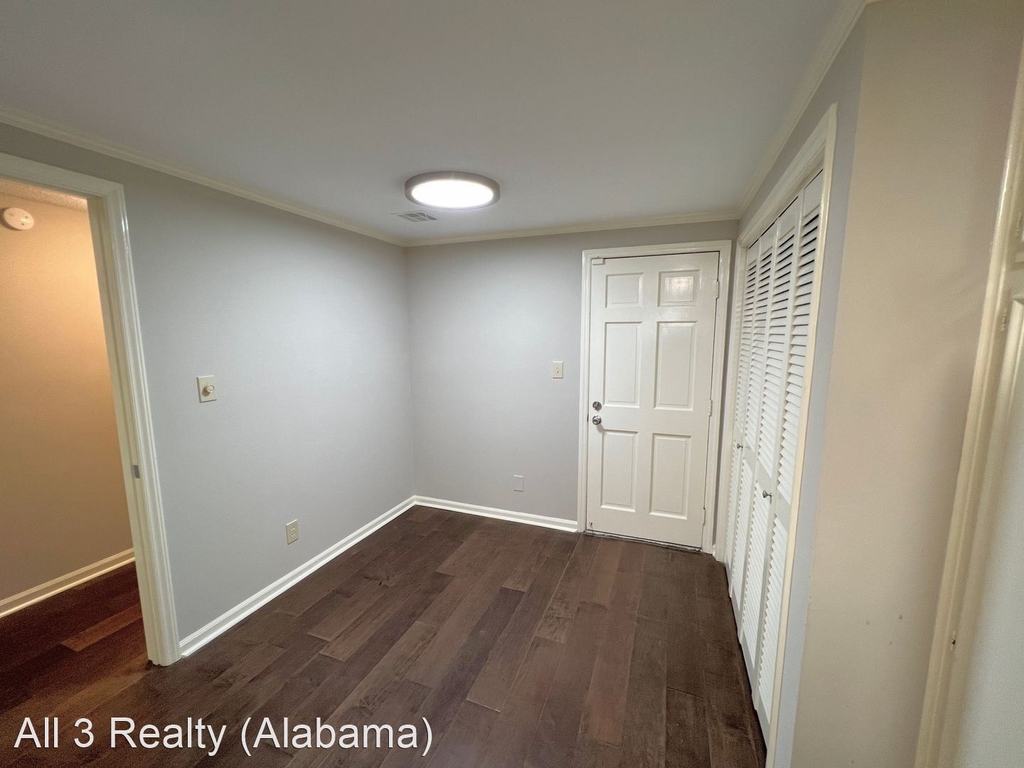 2923 Canterbury Court - Photo 23