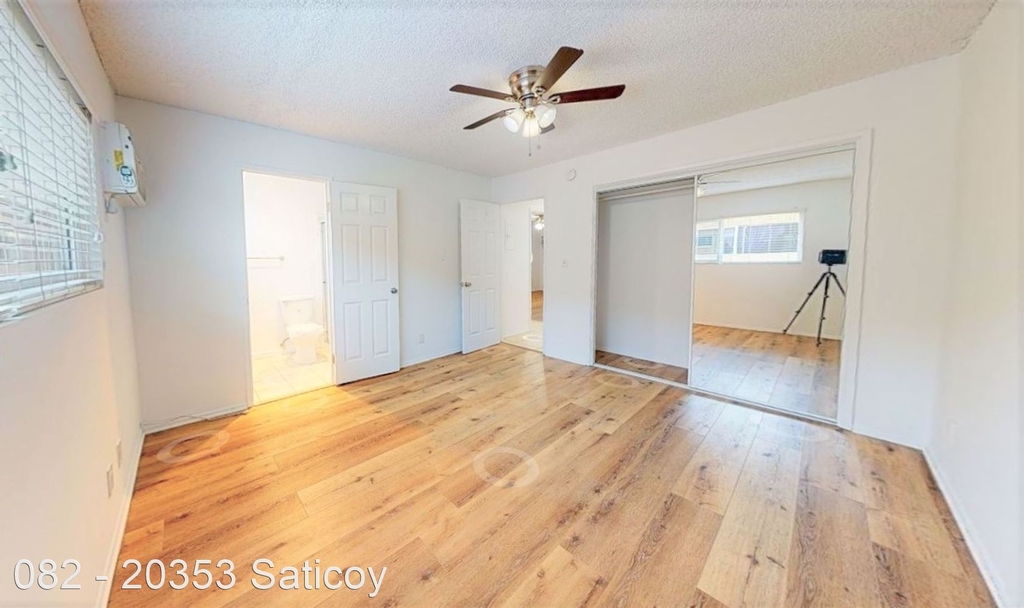 20353 Saticoy St. - Photo 12