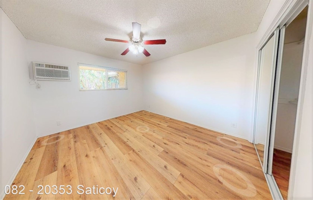 20353 Saticoy St. - Photo 22