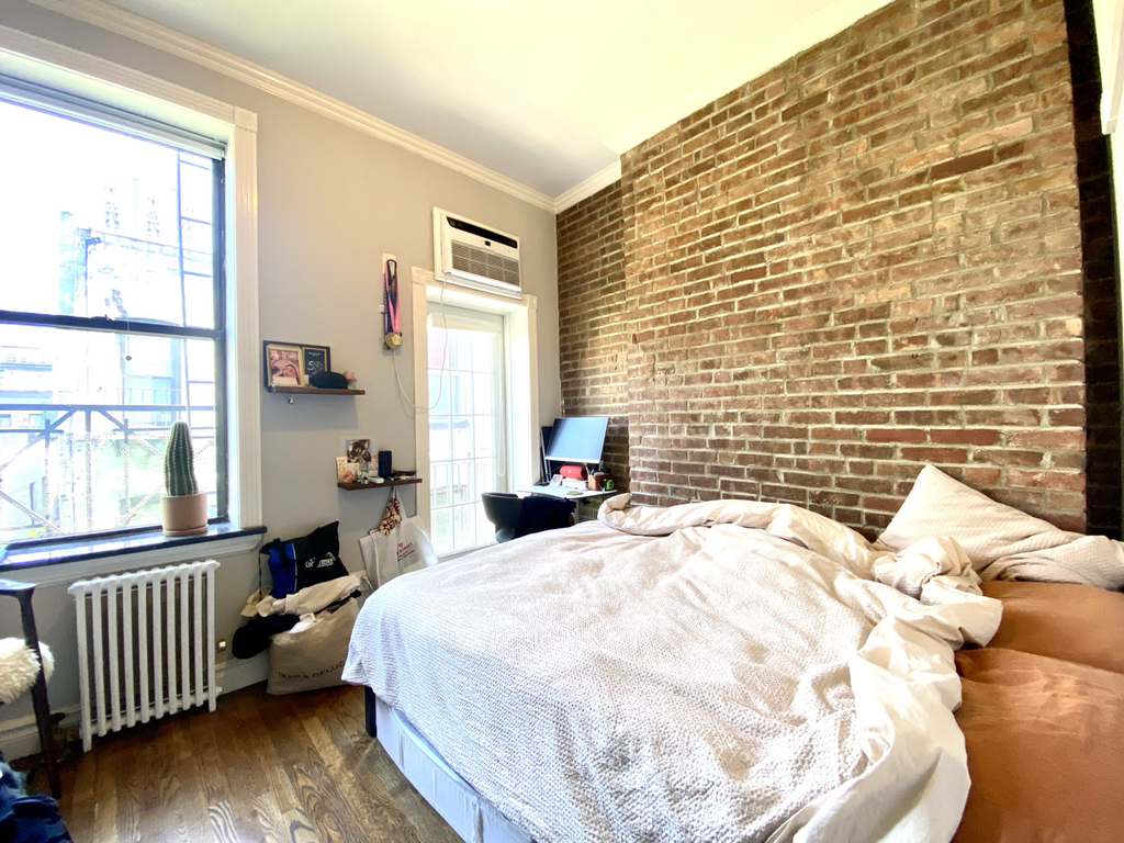Mott & Prince St - Photo 2