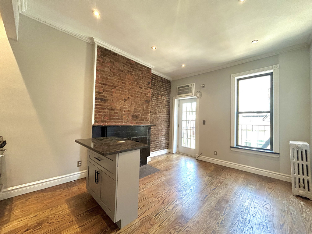 Leroy & Hudson St - Photo 5