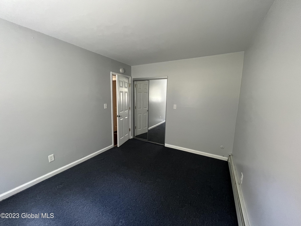 11-21 17 Ashdown Road - Photo 11