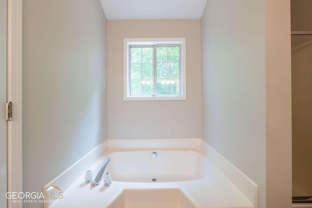 4233 Harris Ridge Court - Photo 23