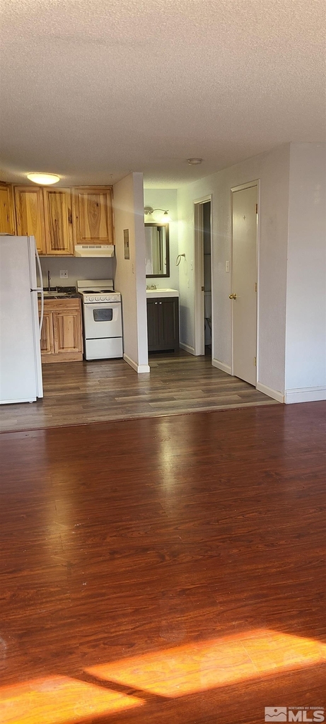 3300 Imperial Way - Photo 10