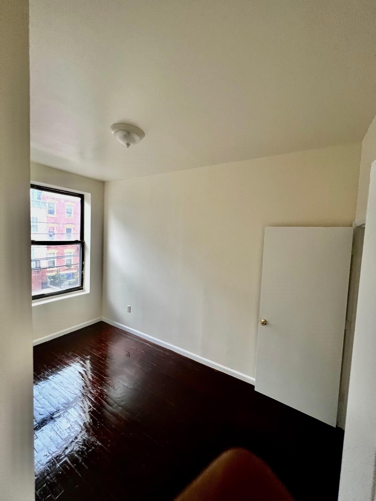 340 Communipaw Ave - Photo 4