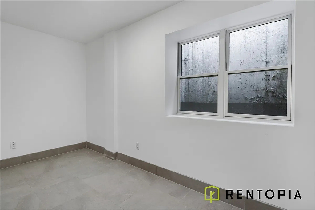 106 Meserole Street - Photo 3