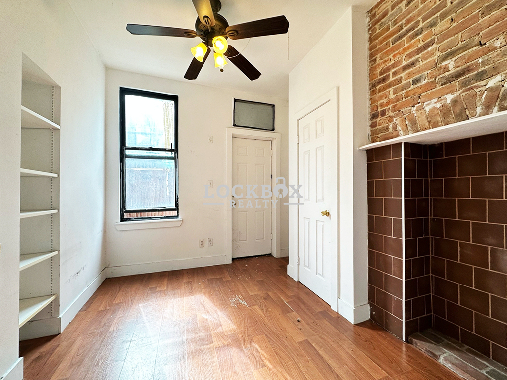 290 Harman Street - Photo 9